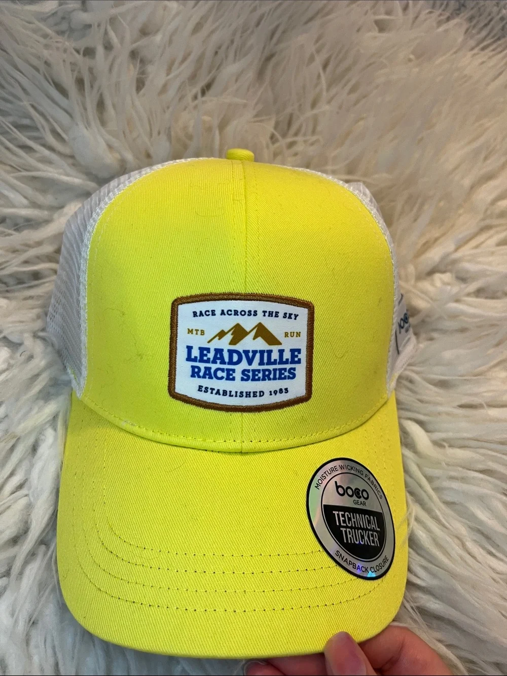 NWT Patagonia Cream and Blue  + Leadville Bright Yellow Trucker Hat Bundle